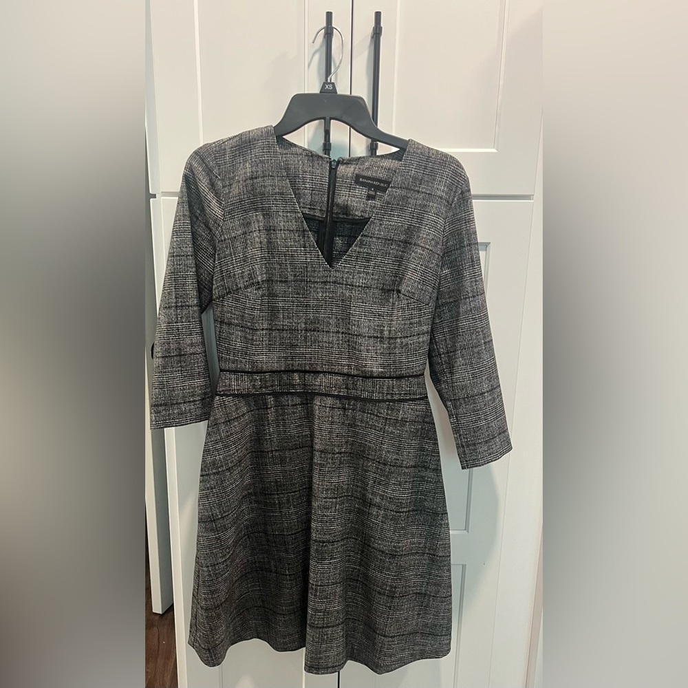 Banana Republic Black and Gray Long Sleeve Dress